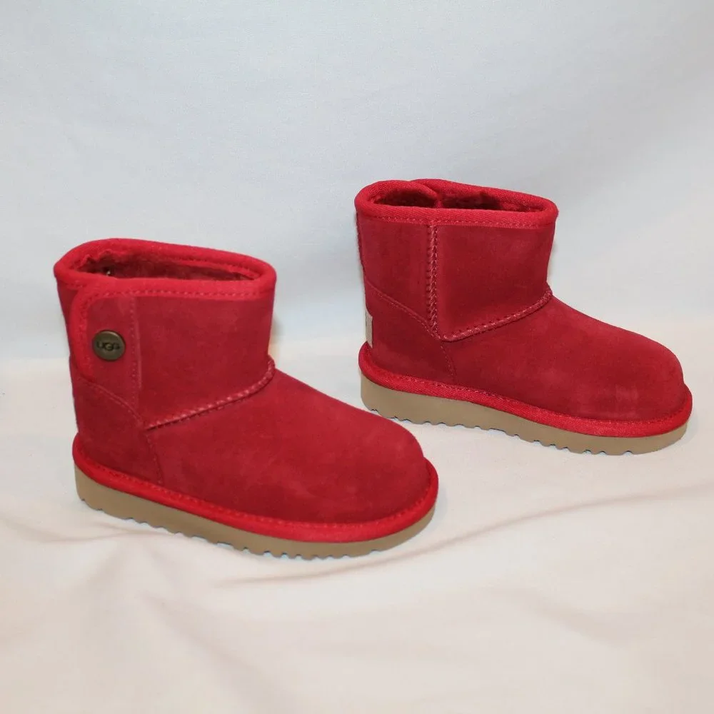 NIB UGG TODDLER JONA CLASSIC SHORT SNAP ACCENT SUEDE SHEARLING LINED‎ BOOTS RED